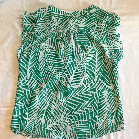 Women’s Talbots Green Top White Print Size 12 Polyester - Picture 9 of 10